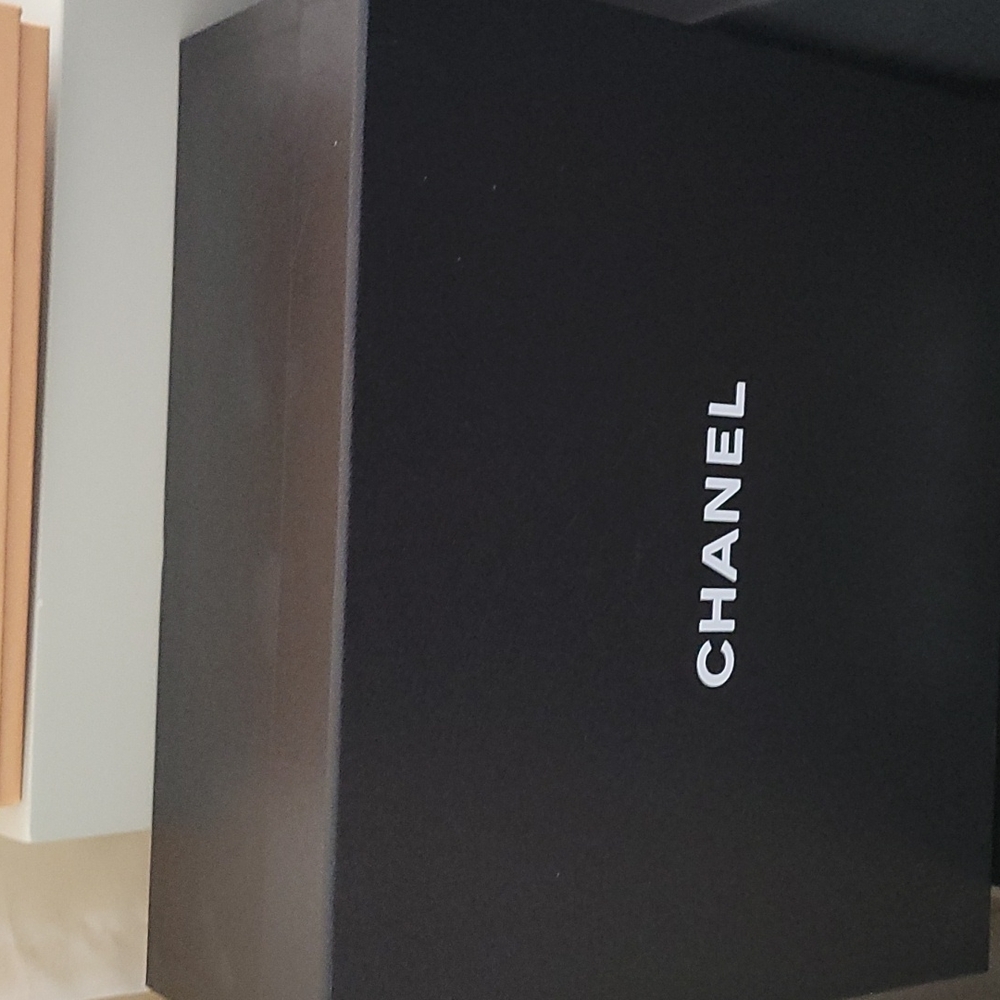 Chanel empty boxes - Picture 2 of 2